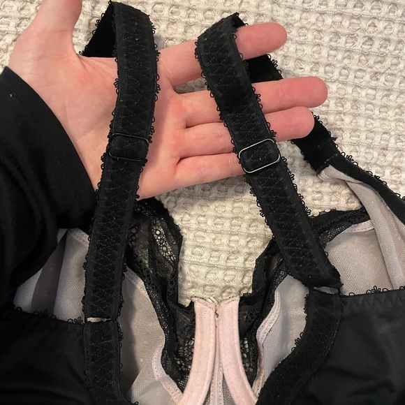 Freya Unlined Bra - Picture 6 of 7